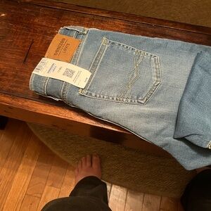 Levi's Men's Relaxed Fit Jeans in Light Blue Jeans